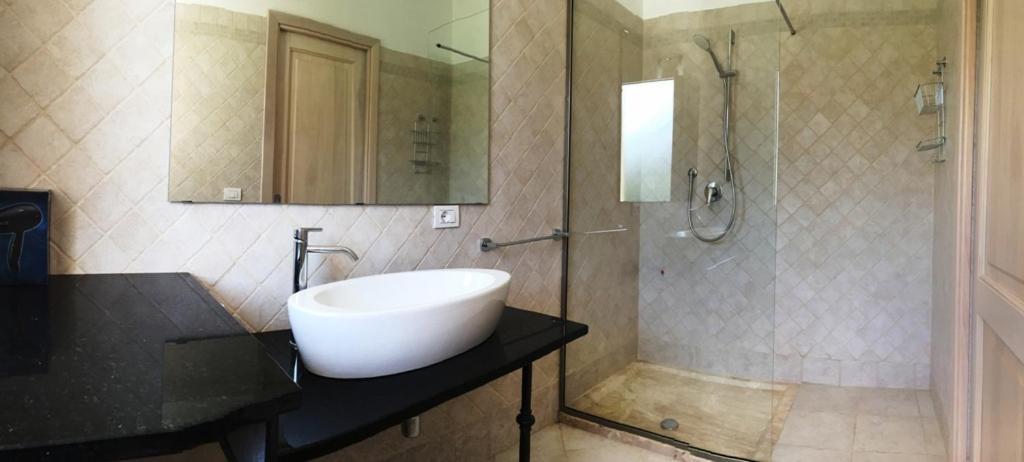 Villa Florida - Prestige Exclusive Rooms & Luxury Villas سان تيودورو الغرفة الصورة